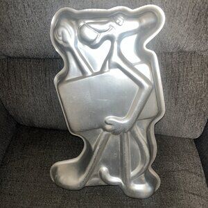 VINTAGE 1977 ~WILTON 502-4548 PINK PANTHER Aluminum Cake Pan Baking Mold
